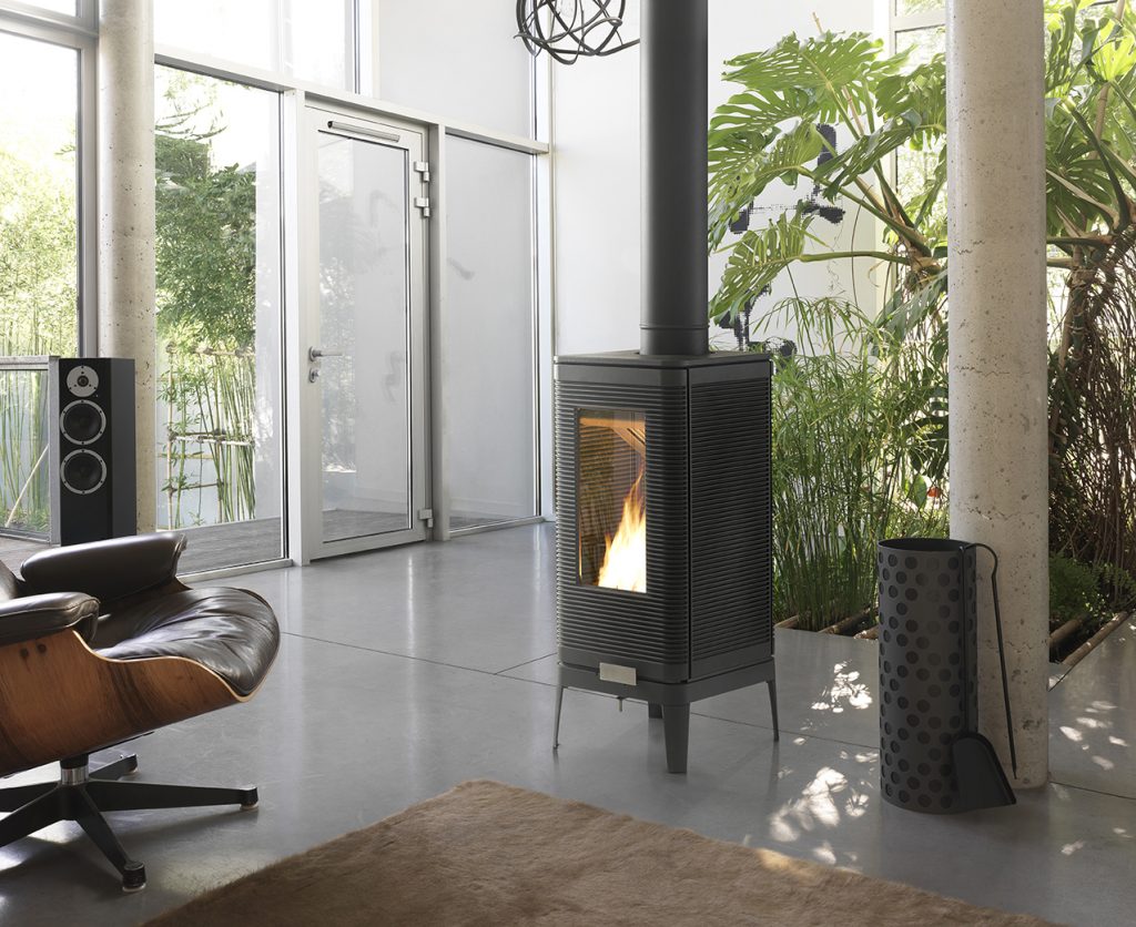 Poêle à bois fonte Invicta Iwaki - 7kW